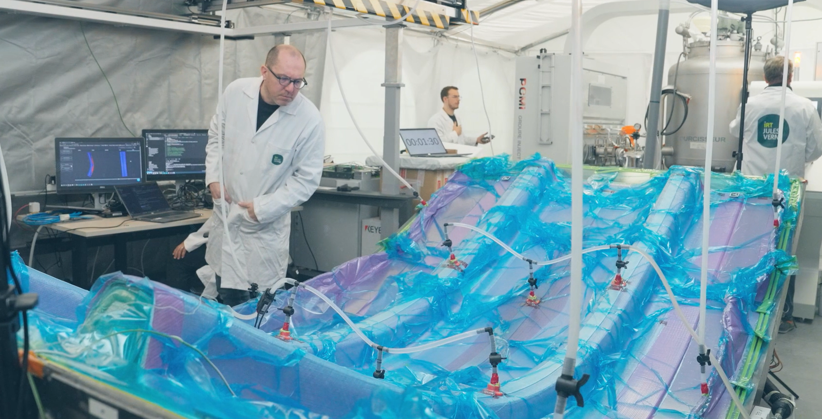 Making composite processes more reliable thanks to real-time monitoring